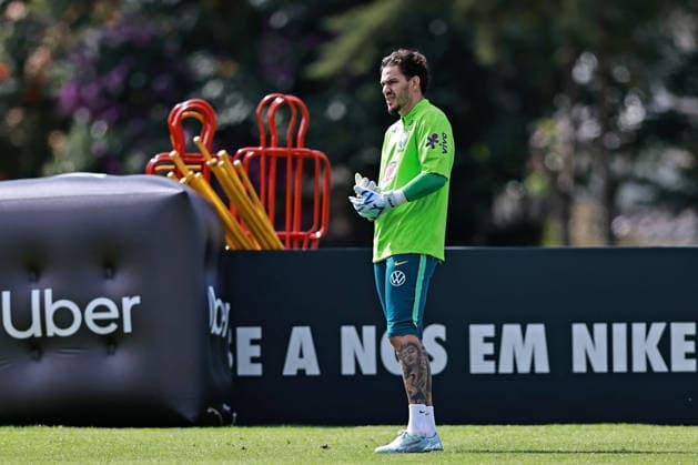 28th May 2026; Teresopolis, Brazil: Goalkeeper, Ederson of Brazil controls the ball during a training session at the Granja Comary training center in Teresopolis, Rio de Janeiro, Brazil, on May 28, 2026, ahead of the FIFA World Cup, WM, Weltmeisterschaft, Fussball 2026 HeulerxAndrey