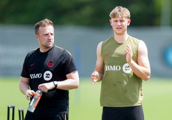 May 28, 2026, Charlotte, Nc, UNITED STATES: Canada defender Luc de Fougerolles, right, warms up during team Canada World Cup roster selection camp in Charlotte, NC on Thursday, May 28, 2026. Canada News - May 28, 2026 - ZUMAc35_ 20260528_zaf_c35_099 Copyright: xNathanxDenettex