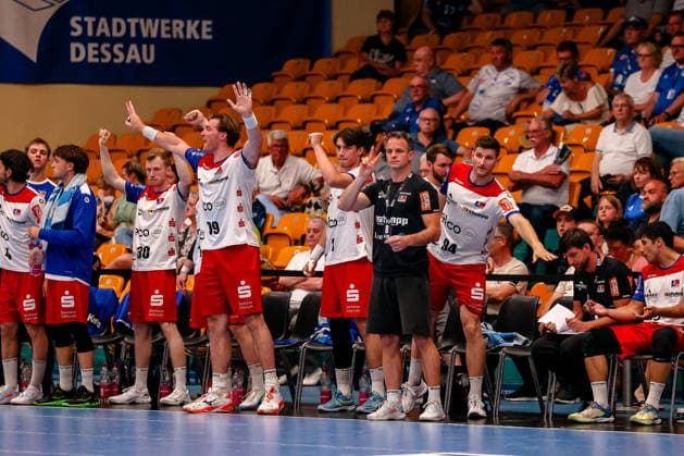 Matthias Flohr HBW Balingen Weilstetten, Head coach gives instructions, gestures, Dessau Rosslauer HV 06 vs HBW Balingen Weilstetten, Handball, 2 Bundesliga, 33 Matchday, Season 2025 26, 29 05 2026, Dessau Rosslauer HV 06 vs HBW Balingen Weilstetten, Handball, 2 Bundesliga, 33 Matchday, Season 2025 26, 29 05 2026 Dessau Rosslau Copyright: xEibner-Pressefoto LauraxRoemerx EP_LRR