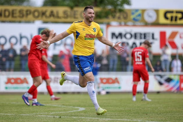Goalscorer Morten Liebert SV Todesfelde, 11 with goal celebration, cheering, jubilant, optimistic, match scene, highlight, joy about the goal to 1 0, 30 05 2026, Todesfelde Germany , football, promotion round Regionalliga Nord, SV Todesfelde Blumenthaler SV xobx