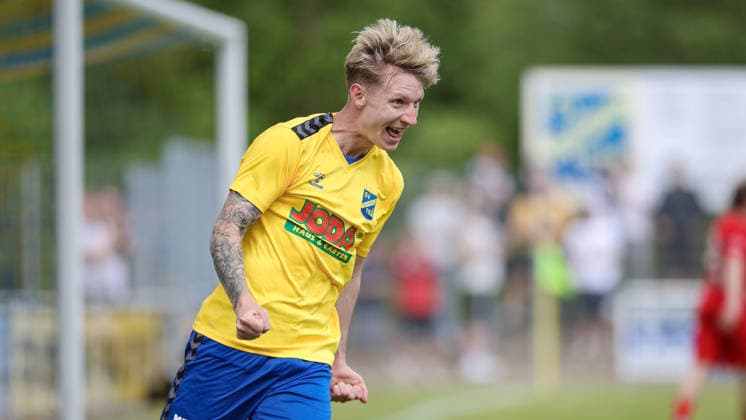 Goalscorer Marco Drawz SV Todesfelde, 17 with goal celebration, cheering, jubilant, optimistic, match scene, highlight, joy about the goal to 2 0, 30 05 2026, Todesfelde Germany , football, promotion round Regionalliga Nord, SV Todesfelde Blumenthaler SV xobx