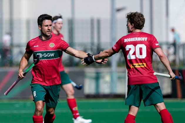from left goal scorer Kane Elliot Mark Russell Polo, 6 and Niklas Bosserhoff Polo, 20 clap each other, players from Hamburger Polo Club, cheer about the goal to 3 0, jubilation, goal celebration, celebrate the goal, goal, celebration, cheers about the goal, joy, joy, rejoices, optimistic, positive, game scene, highlight, action, action, 30 05 2026, Bonn Germany , Hockey, German Championship, semi-final, men, Hamburger Polo Club Harvestehuder THC xozx