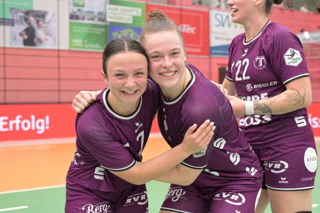 Sabrina Troester TusSies Metzingen, 07 and Ida Petzold TusSies Metzingen, 08 after the match TusSies Metzingen vs SV Union Halle Neustadt , Handball, Alsco HBF, 7 Play Off League Matchday, Season 2025 2026, 30 05 2026 TusSies Metzingen vs SV Union Halle Neustadt , Handball, Alsco HBF, 7 Play Off League Matchday, Season 2025 2026, 30 05 2026 Tuebingen Copyright: xEibner-Pressefoto TobiasxBaurx EP_TBR