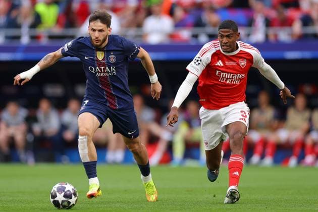 Khvicha Kvaratskhelia of Paris Saint-Germain and Cristhian Mosquera of Arsenal - PSG v Arsenal, UEFA Champions League Final, Puskas Arena, Budapest, Hungary. - 30th May 2026. No free usage or syndication, standard fees apply. Paris Saint-Germain v Arsenal, UEFA Champions League, Final, Football, Puskas Arena, Budapest, Hungary - 30 May 2026Budapest Puskas Arena Hungary EDITORIAL USE ONLY No use with unauthorised audio, video, data, fixture lists, club league logos or live services. Online in-match use limited to 120 images, no video emulation. No use in betting, games or single club league player publications. Copyright: xMDI Shutterstockx 16904246l