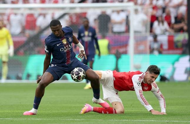 William Pacho of Paris Saint-Germain in action against Kai Havertz of Arsenal Paris Saint-Germain v Arsenal, UEFA Champions League, Final, Football, Puskas Arena, Budapest, Hungary - 30 May 2026Budapest Puskas Arena Hungary EDITORIAL USE ONLY No use with unauthorised audio, video, data, fixture lists, club league logos or live services. Online in-match use limited to 120 images, no video emulation. No use in betting, games or single club league player publications. Copyright: xAhmadxMora Shutterstockx 16902827aq