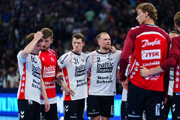 SG Flensburg Handewitt disappointed disappointment after defeat GER, MT Melsungen vs SG Flensburg Handewitt, Handball, EHF European League, Semi-final, Season 2025 2026, 30 05 2026 GER, MT Melsungen vs SG Flensburg Handewitt, Handball, EHF European League, Semi-final, Season 2025 2026, 30 05 2026 Hamburg Copyright: xEibner-Pressefoto MarcelxvonxFehrnx EP_MFN