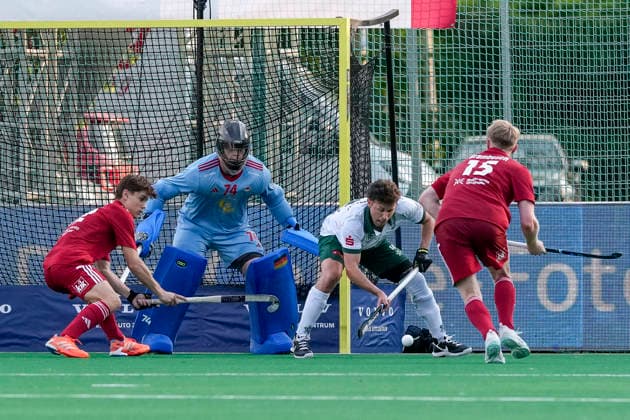 from left Moritz Cazin KTHC, 12 , Jean Danneberg Goalkeeper, KTHC, 74 , Timm Herzbruch Mülheim, 14 , Tom Grambusch KTHC, 15 , duel, duel scene, duel, tackle, tackling, dynamics, action, action, 30 05 2026, Bonn Germany , Hockey, German Championship, Semi-Final, Men, Rot Weiss Köln Uhlenhorst Mülheim xozx