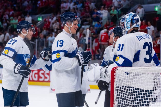 ZURICH, SWITZERLAND - MAY 30: Janne Kuokkanen (Finland, 27), Jesse Puljujaervi (Finland, 13) and Justus Annunen (Finland, 31) during the Half Finals - Match 62 between Canada and Finland at the IIHF Ice hockey, Eishockey World Championship, WM, Weltmeisterschaft 2026, Swiss Life Arena on May 30, 2026 in Zurich, Switzerland. Zurich Switzerland Copyright: xTimoxSteinx