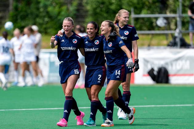 from left Verena Neumann MHC, 19 , Lucina von der Heyde MHC, 2 , Aina Lilly Kresken MHC, 14 , Ines Wanner MHC, 12 , players of Mannheimer HC MHC , jubilation after the final whistle, joy about the victory, winner, winner, cheers, cheering, cheerful, positive, happy, rejoice, optimistic, highlight, action, action, 30 05 2026, Bonn Germany , Hockey, German Championship, semi-final, women, Mannheimer HC Harvestehuder THC xozx