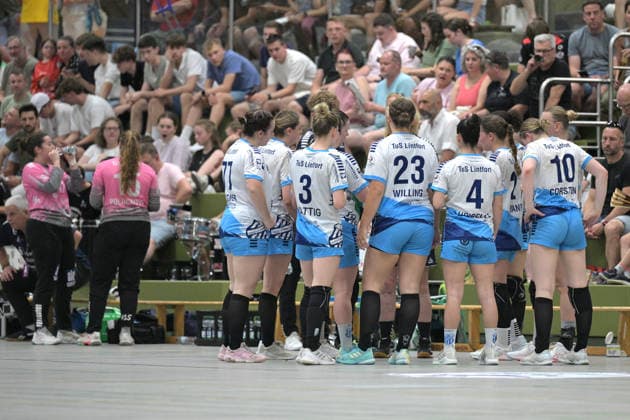 Time Out TuS Lintfort TG Nuertingen vs TuS Lintfort , Handball, 2 Alsco HBF, 30 League Matchday, Season 2025 2026, 30 05 2026 TG Nuertingen vs TuS Lintfort , Handball, 2 Alsco HBF, 30 League Matchday, Season 2025 2026, 30 05 2026 Nuertingen Copyright: xEibner-Pressefoto TobiasxBaurx EP_TBR