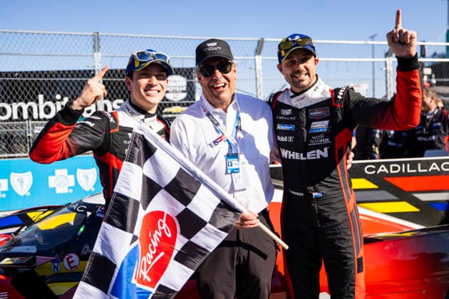 AUTO - IMSA - DETROIT SPORTS CAR CLASSIC 2026 31 AITKEN Jack (gbr), BAMBER Earl (nzl), Cadillac Whelen, Cadillac V-Series.R, celebrates their win with REUSS Mark, President of General Motors, portrait during the Chevrolet Detroit Sports Car Classic, 5th round of the 2026 2026 IMSA SportsCar Championship, on the Streets of Detroit, from May 29 to 31, 2026 in Detroit, Michigan, United States of America - DetroitUnited States Copyright: xJULIENxDELFOSSEx