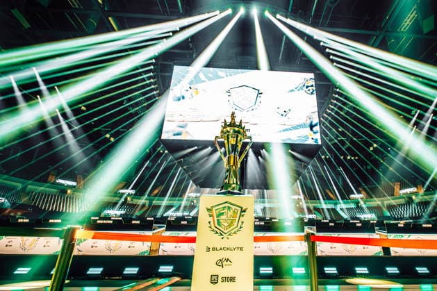 30 05 2026, xkkux, E Sports, FORTNITE MAJOR 1 SUMMIT, Season 2025 2026, PSD Bank Dome Düsseldorf The first LAN tournament of the FNCS season 50 duos compete against each other to win the prize pool and qualify for the Global Championship 2026 The duos are distributed as follows 20 EU, 13 NAC, 3 NAW, 5 Brazil, 3 Asia, 3 Oceania and 3 Middle East The top five teams automatically qualify for the Global Championship 2026 Cup Trophy in detail North Rhine-Westphalia Germany