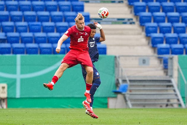 31 05 2026, xydrx, Herren, Fußball, U19 DFB Nachwuchsliga, Finale, TSG 1899 Hoffenheim 1 FC Köln, Saison 2025 2026, PreZero Arena Fynn Schenten 1 FC Köln, 9 im Zweikampf gegen Natnael Abraha TSG 1899 Hoffenheim U19, 2 DFB regulations prohibit any use of photographs as image sequences and or quasi video Copyright: HMBxMedia YannisxDreimann