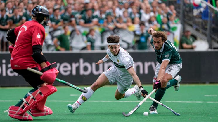 from left David Harte goalkeeper, Mülheim, 1 , Paul Smith Polo, 7 , Moritz Ludwig Mülheim, 25 , duel, duel scene, duel, tackle, tackling, dynamics, action, action, 31 05 2026, Bonn Germany , Hockey, German Championship, Final, Men, Hamburger Polo Club HTC Uhlenhorst Mülheim xozx