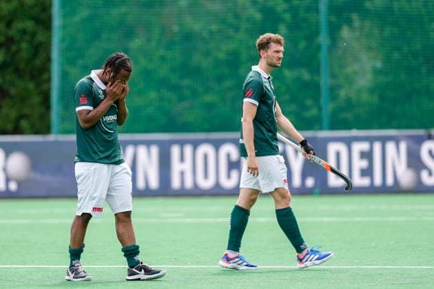 v li William Sanda Willi Sanda, Mülheim, 19 , Lukas Mertgens Mülheim, 18 , sul, disappointed about the defeat, disappointment after the final whistle, highlight, loser, lost, frustration, disappointed, pessimistic, 31 05 2026, Bonn Germany , Hockey, German Championship, Final, Men, Hamburger Polo Club HTC Uhlenhorst Mülheim xozx