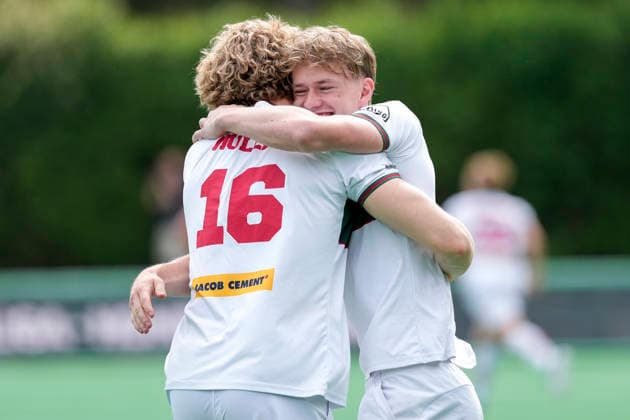 from left Luca Müller Polo, 16 , Jimmy Schiefer Polo, 15 , player from Hamburger Polo Club, cheering after the final whistle, joy about the victory, winner, winner, cheers, cheering, cheerful, positive, happy, rejoicing, optimistic, highlight, action, 31 05 2026, Bonn Germany , Hockey, German Championship, Final, Men, Hamburger Polo Club HTC Uhlenhorst Mülheim xozx