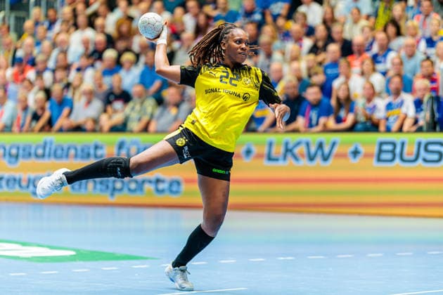 Deborah Lassource (Borussia Dortmund, 22) fuehrt einen Siebenmeter aus und trifft GER, HSG Blomberg-Lippe vs. Borussia Dortmund, Handball, 1. Bundesliga Frauen, Play-Offs, Finale, Spiel 3, 31.05.2026 GER, HSG Blomberg-Lippe vs. Borussia Dortmund, Handball, 1. Bundesliga Frauen, Play-Offs, Finale, Spiel 3, 31.05.2026 Blomberg Copyright: xEibner-Pressefoto JanxRollingerx EP_JSK