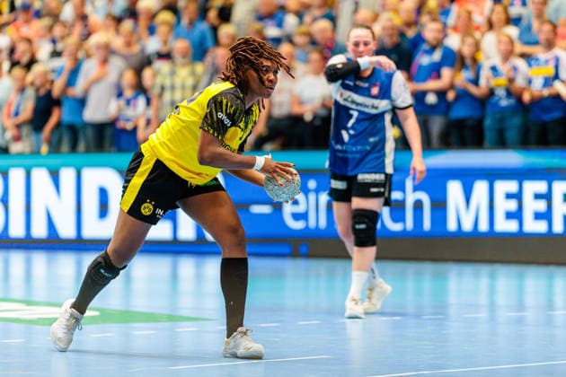 Deborah Lassource Borussia Dortmund, 22 takes a seven-meter penalty and scores GER, HSG Blomberg Lippe vs Borussia Dortmund, Handball, 1 Bundesliga Women, Play Offs, Final, Match 3, 31 05 2026 GER, HSG Blomberg Lippe vs Borussia Dortmund, Handball, 1 Bundesliga Women, Play Offs, Final, Match 3, 31 05 2026 Blomberg Copyright: xEibner-Pressefoto JanxRollingerx EP_JSK