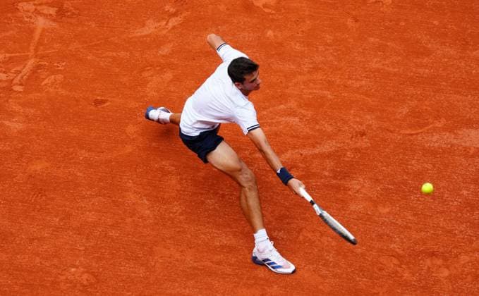 Rafael Jodar in fourth round action French Open Tennis, Day Eight, Tennis, Roland Garros, Paris, France - 31 May 2026Paris Roland Garros France EDITORIAL USE ONLY No use with unauthorised audio, video, data, fixture lists, club league logos or live services. Online in-match use limited to 120 images, no video emulation. No use in betting, games or single club league player publications. Copyright: xJavierxGarcia Shutterstockx 16898320ay