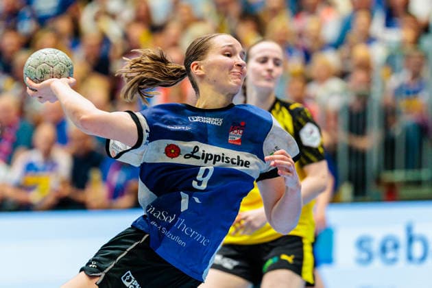 Nieke Kuehne HSG Blomberg Lippe, 09 in goal throw GER, HSG Blomberg Lippe vs Borussia Dortmund, Handball, 1 Bundesliga Women, Play Offs, Final, Match 3, 31 05 2026 GER, HSG Blomberg Lippe vs Borussia Dortmund, Handball, 1 Bundesliga Women, Play Offs, Final, Match 3, 31 05 2026 Blomberg Copyright: xEibner-Pressefoto JanxRollingerx EP_JSK
