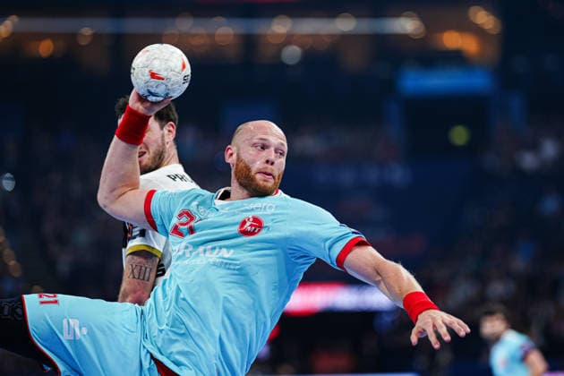 Throw Goal Arnar Freyr Arnarsson MT Melsungen, 21 GER, THW Kiel vs MT Melsungen, Handball, EHF European League, Final, Season 2025 2026, 31 05 2026 GER, THW Kiel vs MT Melsungen, Handball, EHF European League, Final, Season 2025 2026, 31 05 2026 Hamburg Copyright: xEibner-Pressefoto MarcelxvonxFehrnx EP_MFN