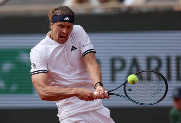 Alexander Zverev of Germany in action French Open Tennis, Day Eight, Tennis, Roland Garros, Paris, France - 31 May 2026Paris Roland Garros France EDITORIAL USE ONLY No use with unauthorised audio, video, data, fixture lists, club league logos or live services. Online in-match use limited to 120 images, no video emulation. No use in betting, games or single club league player publications. Copyright: xEllaxLing Shutterstockx 16898325w