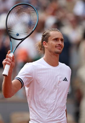 Alexander Zverev of Germany celebrates French Open Tennis, Day Eight, Tennis, Roland Garros, Paris, France - 31 May 2026Paris Roland Garros France EDITORIAL USE ONLY No use with unauthorised audio, video, data, fixture lists, club league logos or live services. Online in-match use limited to 120 images, no video emulation. No use in betting, games or single club league player publications. Copyright: xEllaxLing Shutterstockx 16898325r