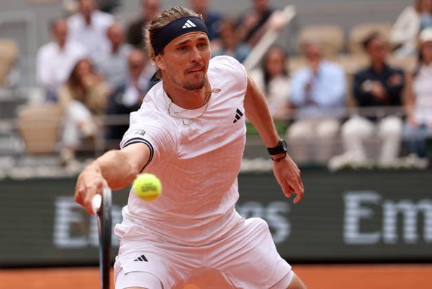 Alex Zverev of Germany in action French Open Tennis, Day Eight, Tennis, Roland Garros, Paris, France - 31 May 2026Paris Roland Garros France EDITORIAL USE ONLY No use with unauthorised audio, video, data, fixture lists, club league logos or live services. Online in-match use limited to 120 images, no video emulation. No use in betting, games or single club league player publications. Copyright: xEllaxLing Shutterstockx 16898325ar