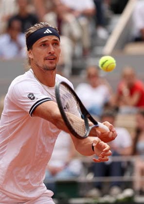 Alex Zverev of Germany in action French Open Tennis, Day Eight, Tennis, Roland Garros, Paris, France - 31 May 2026Paris Roland Garros France EDITORIAL USE ONLY No use with unauthorised audio, video, data, fixture lists, club league logos or live services. Online in-match use limited to 120 images, no video emulation. No use in betting, games or single club league player publications. Copyright: xEllaxLing Shutterstockx 16898325al