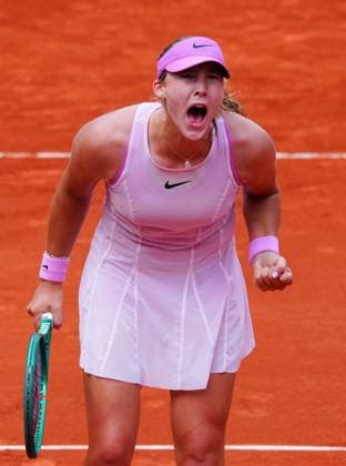 Mirra Andreeva roars towards the vocal supporters of Jil Teichmann after defeating her in straight sets French Open Tennis, Day Eight, Tennis, Roland Garros, Paris, France - 31 May 2026Paris Roland Garros France EDITORIAL USE ONLY No use with unauthorised audio, video, data, fixture lists, club league logos or live services. Online in-match use limited to 120 images, no video emulation. No use in betting, games or single club league player publications. Copyright: xJavierxGarcia Shutterstockx 16898320bg