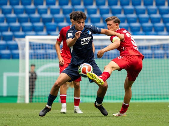duel Maximilian Theurer TSG Hoffenheim U19, 12 , Jonathan Friemel 1 FC Koeln U19, 03 GER, TSG Hoffenheim vs 1 FC Koeln, Football, Final German Championship A Juniors U19 , Season 2025 2026, 31 05 2026 GER, TSG Hoffenheim vs 1 FC Koeln, Football, Final German Championship A Juniors U19 , Season 2025 2026, 31 05 2026 Sinsheim Copyright: xEibner-Pressefoto CarstenxSchwerx EP_CSG