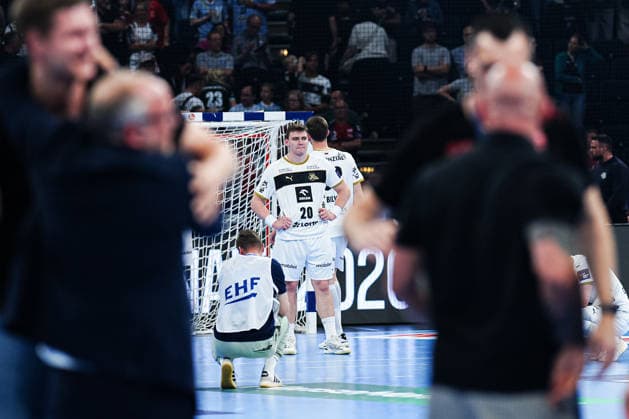 THW Kiel disappointed disappointment after defeat GER, THW Kiel vs MT Melsungen, Handball, EHF European League, Final, Season 2025 2026, 31 05 2026 GER, THW Kiel vs MT Melsungen, Handball, EHF European League, Final, Season 2025 2026, 31 05 2026 Hamburg Copyright: xEibner-Pressefoto MarcelxvonxFehrnx EP_MFN