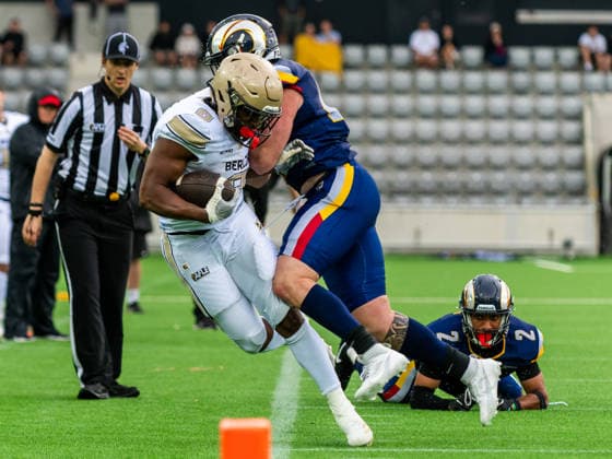 Tomiwa Oyewo (Berlin Thunder 8), Alpine Rams vs. Berlin Thunder, American Football, AFLE, The League Eruope, Week 2, Saison 2026, 31.05.2026, Alpine Rams vs. Berlin Thunder, American Football, AFLE, The League Eruope, Week 2, Saison 2026, 31.05.2026 Biel Copyright: xEibner-Pressefoto FlorianxSchustx EP_FSU