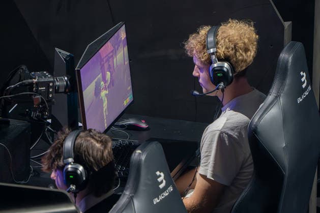 31 05 2026, xkkux, E Sports, FORTNITE MAJOR 1 SUMMIT, Season 2025 2026, PSD Bank Dome Düsseldorf The first LAN tournament of the FNCS season 50 duos compete against each other to win the prize pool and qualify for the Global Championship 2026 The duos are distributed as follows 20 EU, 13 NAC, 3 NAW, 5 Brazil, 3 Asia, 3 Oceania and 3 Middle East The top five teams automatically qualify for the Global Championship 2026 North Rhine-Westphalia Germany