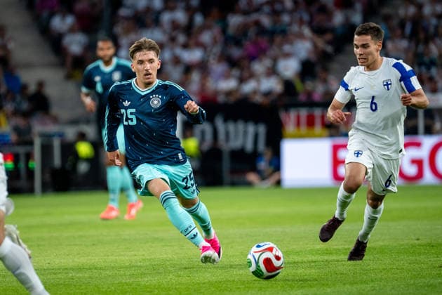 GER, Germany vs Finland, international match, World Cup preparation 2026 31 05 2026, Mewa Arena, Mainz, GER, Germany vs Finland, international match, World Cup preparation 2026, in the picture Lennart Karl Germany, 25 on the ball, next to him Leo Walta Finland, 06 , nordphotoxGmbHx xMemmler nph00005