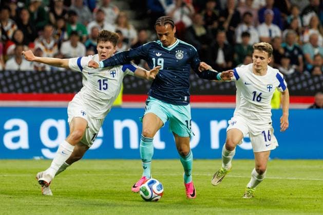 Leroy Sane Germany in a duel with Samuli Miettinen Finland and Anssi Suhonen Finland , Germany vs Finland, Football, International match, World Cup preparation, Season 2025 2026, 31 05 2026 Germany vs Finland, Football, International match, World Cup preparation, Season 2025 2026, 31 05 2026 Copyright: xEibner-Pressefoto AlexanderxNeisx EP_ANS