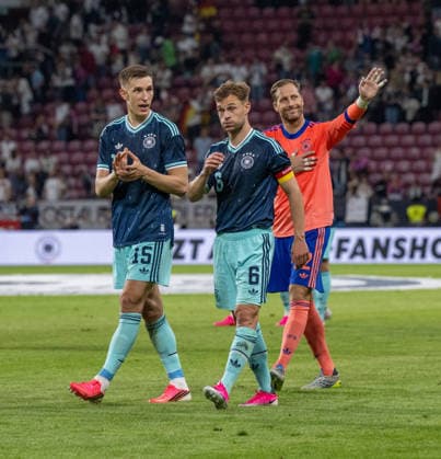Soccer, men, season 2025 2025, international match in Mainz, Germany Finland, f l Nico Schlotterbeck Germany , Joshua Kimmich Germany , goalkeeper Oliver Baumann Germany , cheering after the final whistle, 31 05 2026, Copyright: xMatthiasxKochx