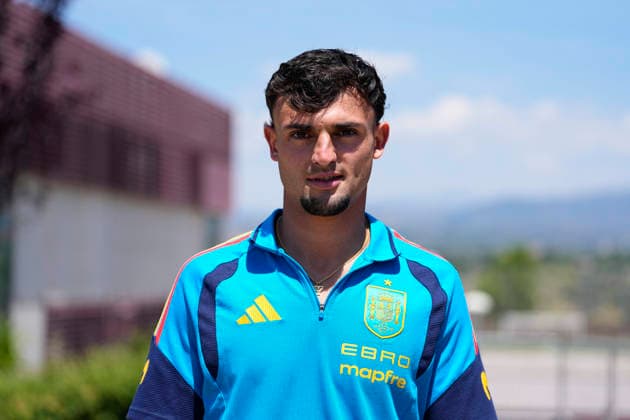 June 1, 2026, Las Rozas, Madrid, Spain: Marc Pubill attends during the Spain Team Media Day ahead the FIFA World Cup, WM, Weltmeisterschaft, Fussball 2026 at Ciudad del Futbol on June 01, 2026 in Las Rozas, Madrid, Spain. Las Rozas Spain - ZUMAa181 20260601_zaa_a181_001 Copyright: xOscarxJ.xBarrosox