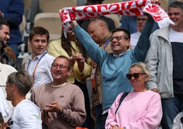June 3, 2026, Paris, Ile De France, France: TOMASZ CHWALINSKI, MARCELA CHWALINSKA of Poland during the match M. Chwalinska against A. Kalinskaya in the quarterfinals of tennis tournament Roland Garros, Paris, France. Chwalinska won 7:6 (7-3), 6:3 Tennis, Roland Garros 2026 - Parents Of Maja Chwalinska, Tomasz And Marcela - ZUMAc278 20260603_zsp_c278_014 Copyright: xMarcinxCholewinskix