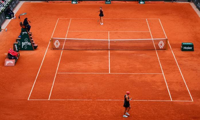 Aryna Sabalenka reacts as she goes 4-0 down to Diana Shnaider in the final set French Open Tennis, Day Eleven, Tennis, Roland Garros, Paris, France - 03 Jun 2026Paris Roland Garros France EDITORIAL USE ONLY No use with unauthorised audio, video, data, fixture lists, club league logos or live services. Online in-match use limited to 120 images, no video emulation. No use in betting, games or single club league player publications. Copyright: xJavierxGarcia Shutterstockx 16906556au