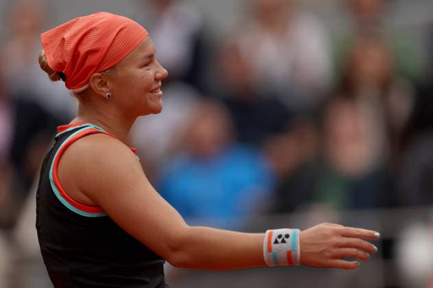 Diana Shnaider of Russia celebrates French Open Tennis, Day Eleven, Tennis, Roland Garros, Paris, France - 03 Jun 2026Paris Roland Garros France EDITORIAL USE ONLY No use with unauthorised audio, video, data, fixture lists, club league logos or live services. Online in-match use limited to 120 images, no video emulation. No use in betting, games or single club league player publications. Copyright: xEllaxLing Shutterstockx 16906557aj