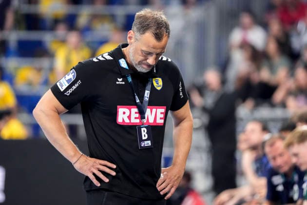 Maik Machulla coach, head coach, RNL , single picture, single photo, action, action, looking disappointed, disappointment, frustration, disappointed, pessimistic, 03 06 2026, Mannheim Germany , Handball, Bundesliga, Rhein Neckar Löwen TSV Hannover Burgdorf xozx
