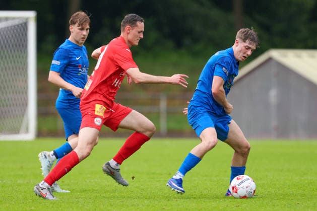 from left Nick Bode 1 FC Germania Egestorf Langreder, 18 and Florian Brahtz Blumenthaler SV, 7 in duel, duel, dynamics, action, action, match scene, 03 06 2026, Bremen Germany , Soccer, promotion round Regionalliga Nord, Blumenthaler SV 1 FC Germania Egestorf Langreder xobx