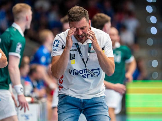 Ben Matschke, Head Coach Frisch Auf Goeppingen is extremely annoyed, Frisch Auf Goeppingen vs TVB Stuttgart, Handball, 1 Bundesliga, Men, Season 2025 2026, 03 06 2026, Frisch Auf Goeppingen vs TVB Stuttgart, Handball, 1 Bundesliga, Men, Season 2025 2026, 03 06 2026 Goeppingen Copyright: xEibner-Pressefoto MichaelxSchmidx EP_MST