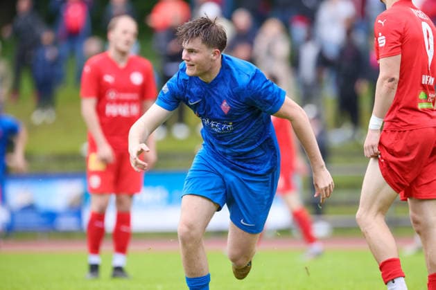 Goalscorer Tristan Schaper Blumenthaler SV, 9 with goal celebration, jubilation, cheering, optimistic, match scene, highlight, joy about the goal to 2 1, 03 06 2026, Bremen Germany , Football, promotion round Regionalliga Nord, Blumenthaler SV 1 FC Germania Egestorf Langreder xobx