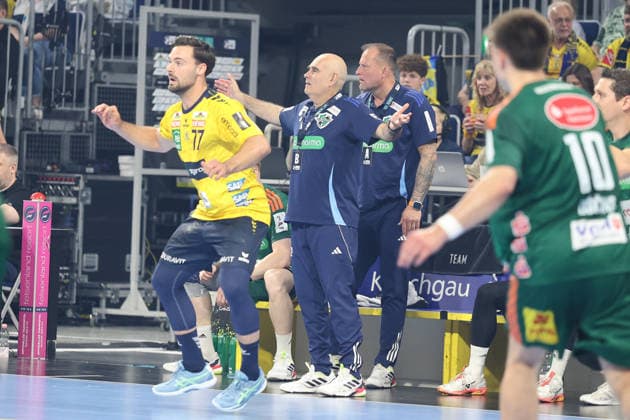 Juan Carlos Pastor TSV Hannover Burgdorf, Head Coach gestures with his hands GER, Rhein Neckar Loewen vs TSV Hannover Burgdorf, Handball, 1 Bundesliga, Season 2025 2026, 03 05 2026 GER, Rhein Neckar Loewen vs TSV Hannover Burgdorf, 1 Bundesliga, Season 2025 2026, 03 05 2026 Mannheim Copyright: xEibner-Pressefoto JoergxHirschx EP_JHH
