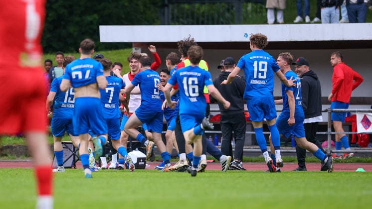 Players of Blumenthaler SV with goal celebration, cheer, cheering, optimistic, game scene, highlight, joy about the goal to 3 2, 03 06 2026, Bremen Germany , Football, promotion round Regionalliga Nord, Blumenthaler SV 1 FC Germania Egestorf Langreder xobx