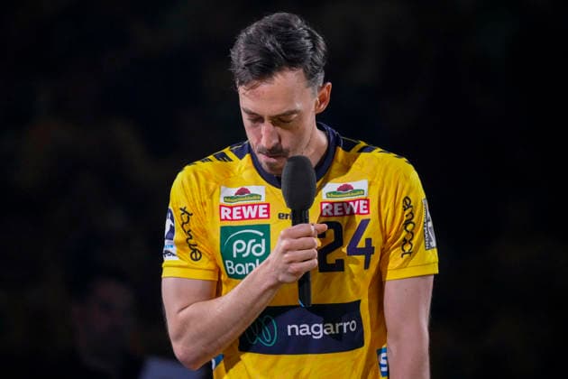 Patrick Groetzki RNL, 24 talks about his father and gets emotional, single picture, single photo, at his farewell, farewell to the club, action, action, 03 06 2026, Mannheim Germany , Handball, Bundesliga, Rhein Neckar Löwen TSV Hannover Burgdorf xozx