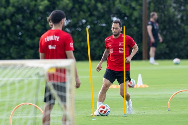 Ahead of 2026 FIFA World Cup, WM, Weltmeisterschaft, Fussball MIAMI, FLORIDA, UNITED STATES - JUNE 3: Turkish national football team train as preparations begin for the upcoming FIFA World Cup. Miami, Florida, U.S., June, 3, 2026. Mostafa Bassim Anadolu Florida United States. Editorial use only. Please get in touch for any other usage. Copyright: x2026xAnadoluxMostafaxBassimx