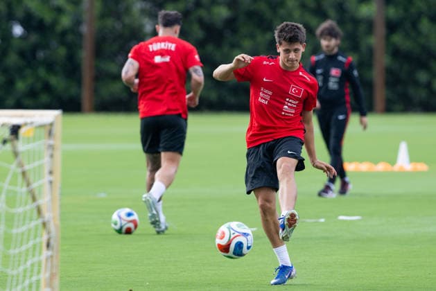 Ahead of 2026 FIFA World Cup, WM, Weltmeisterschaft, Fussball MIAMI, FLORIDA, UNITED STATES - JUNE 3: Arda Guler of Turkiye train as preparations begin for the upcoming FIFA World Cup. Miami, Florida, U.S., June, 3, 2026. Mostafa Bassim Anadolu Florida United States. Editorial use only. Please get in touch for any other usage. Copyright: x2026xAnadoluxMostafaxBassimx